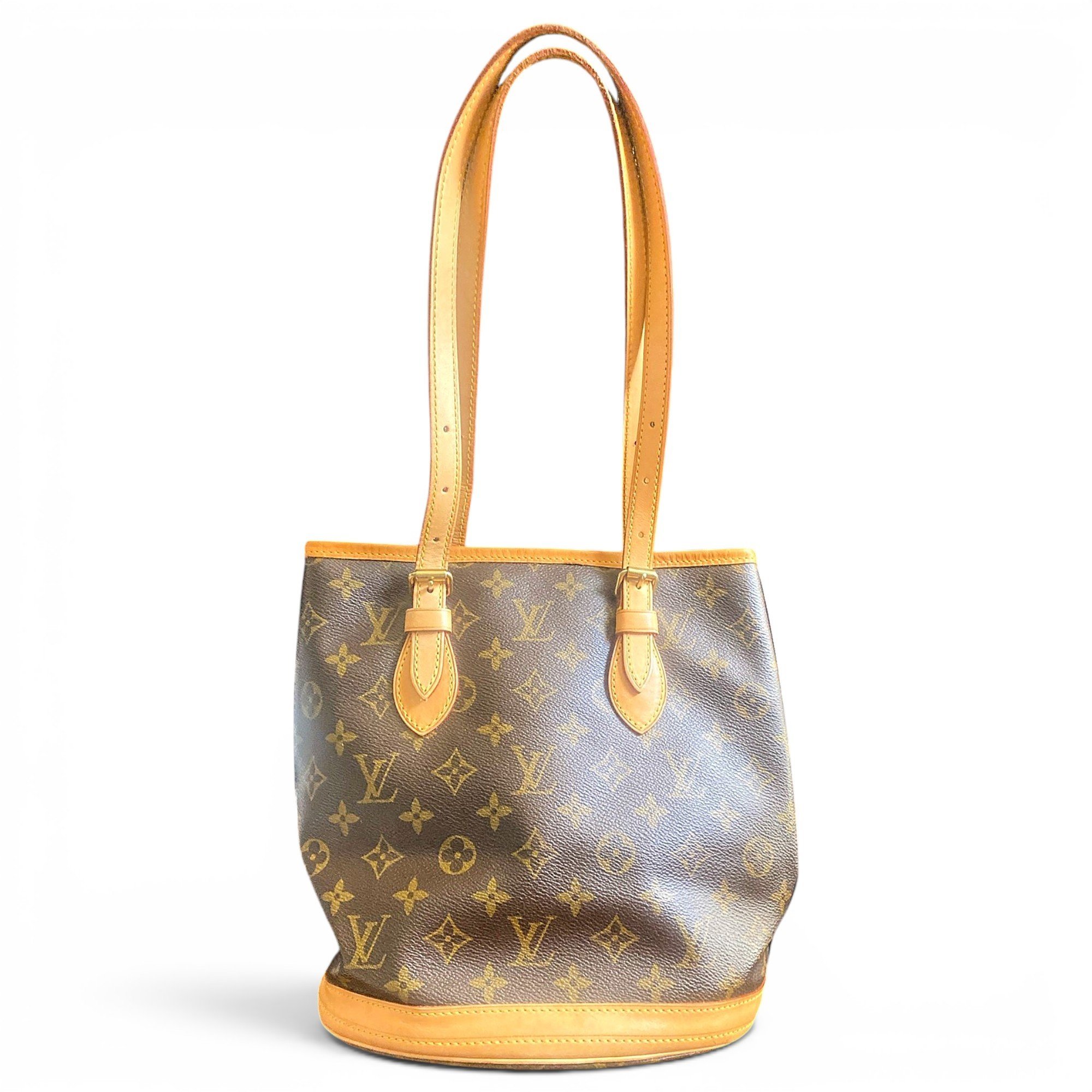 Bucket leather handbag