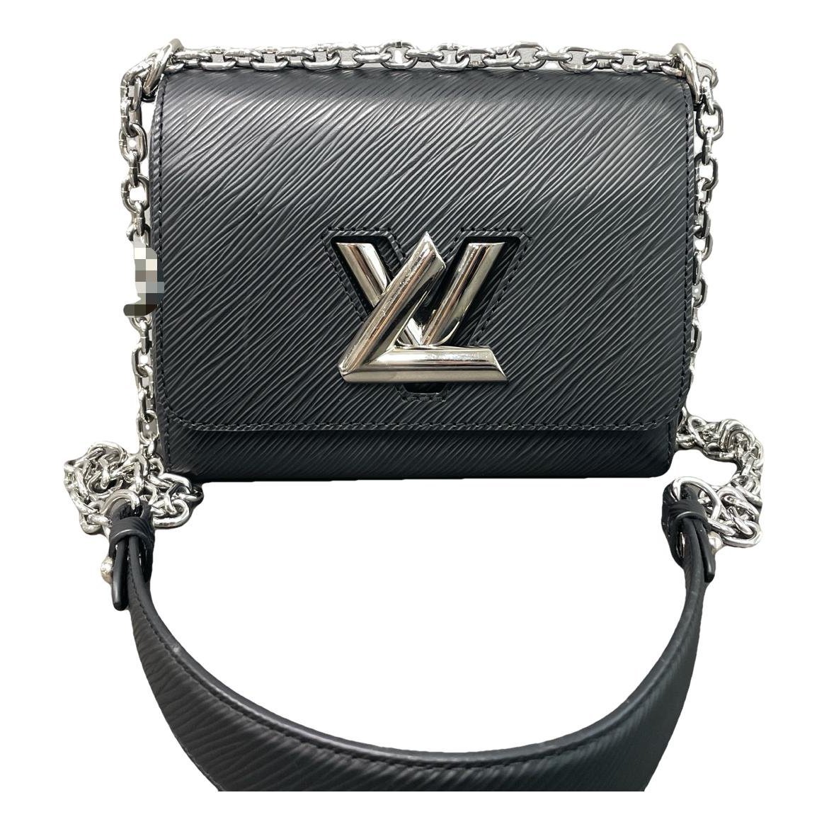 Twist leather crossbody bag