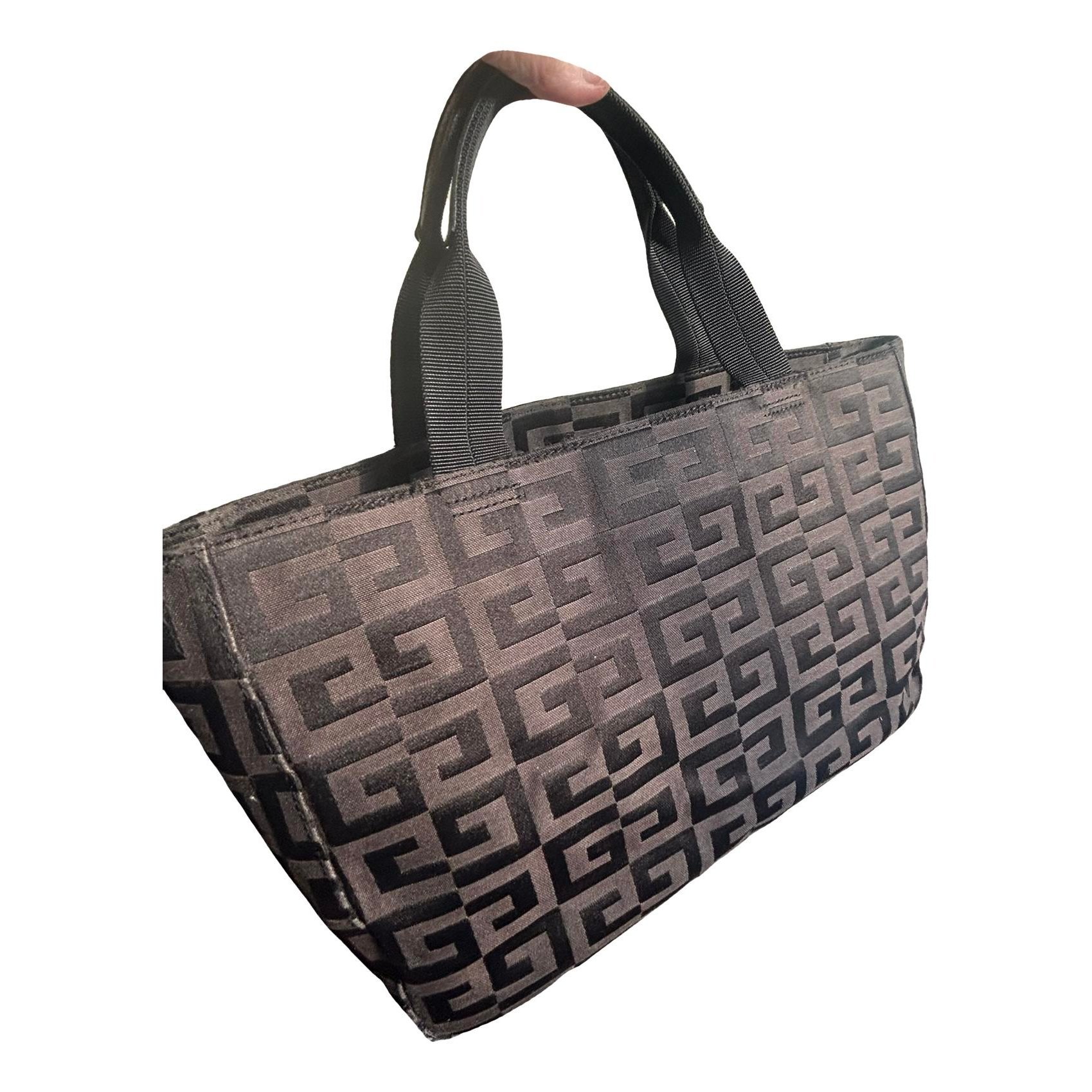 Cloth handbag