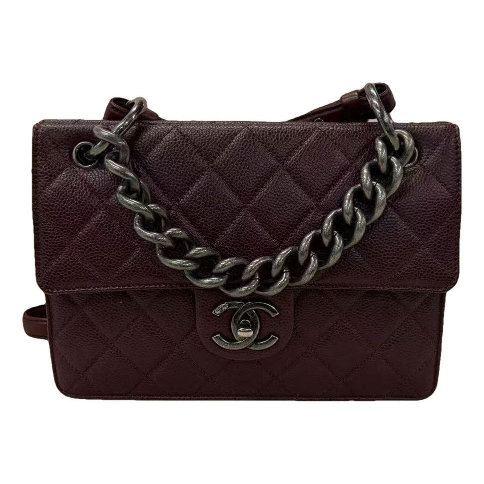 Leather handbag