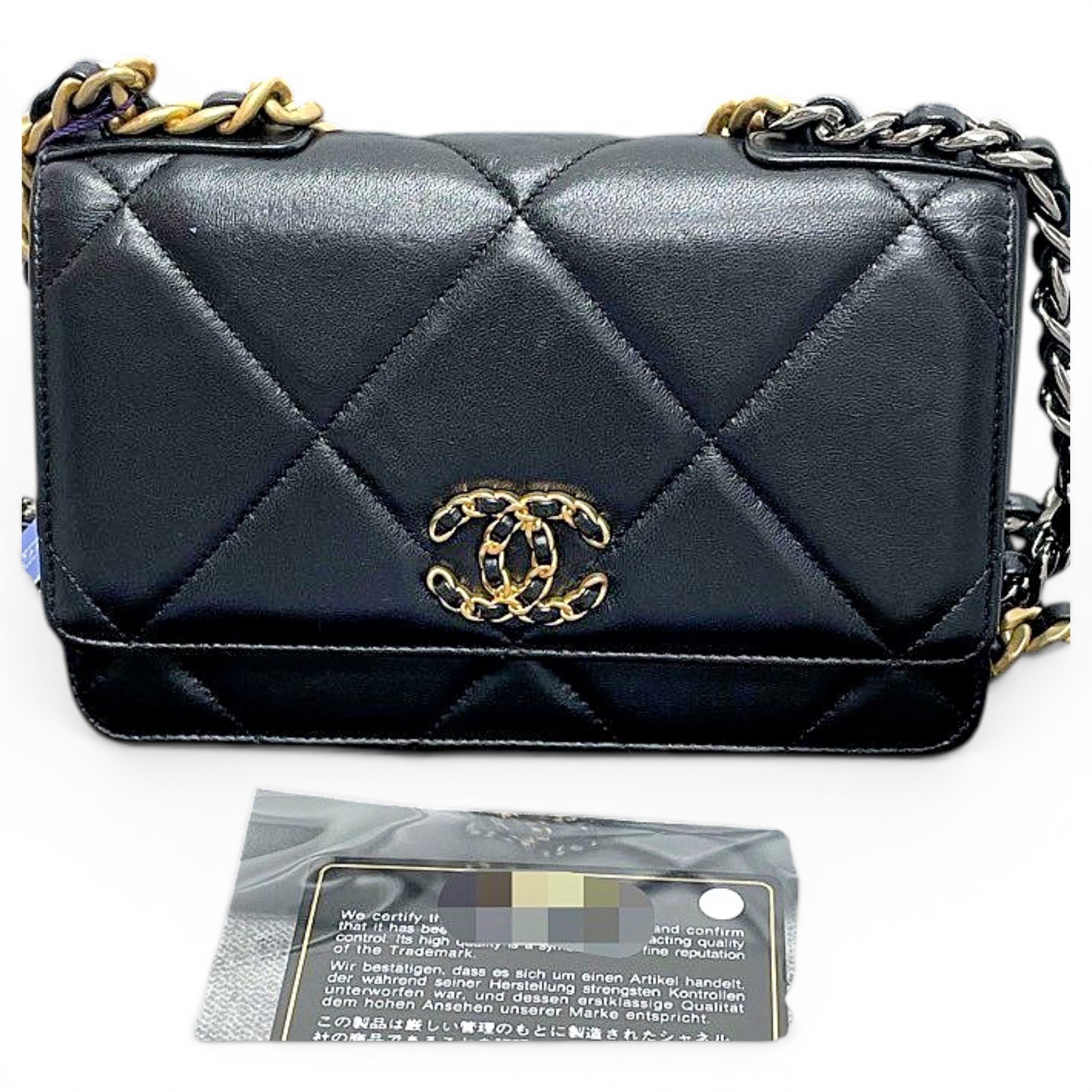 Wallet On Chain Chanel 19 leather handbag
