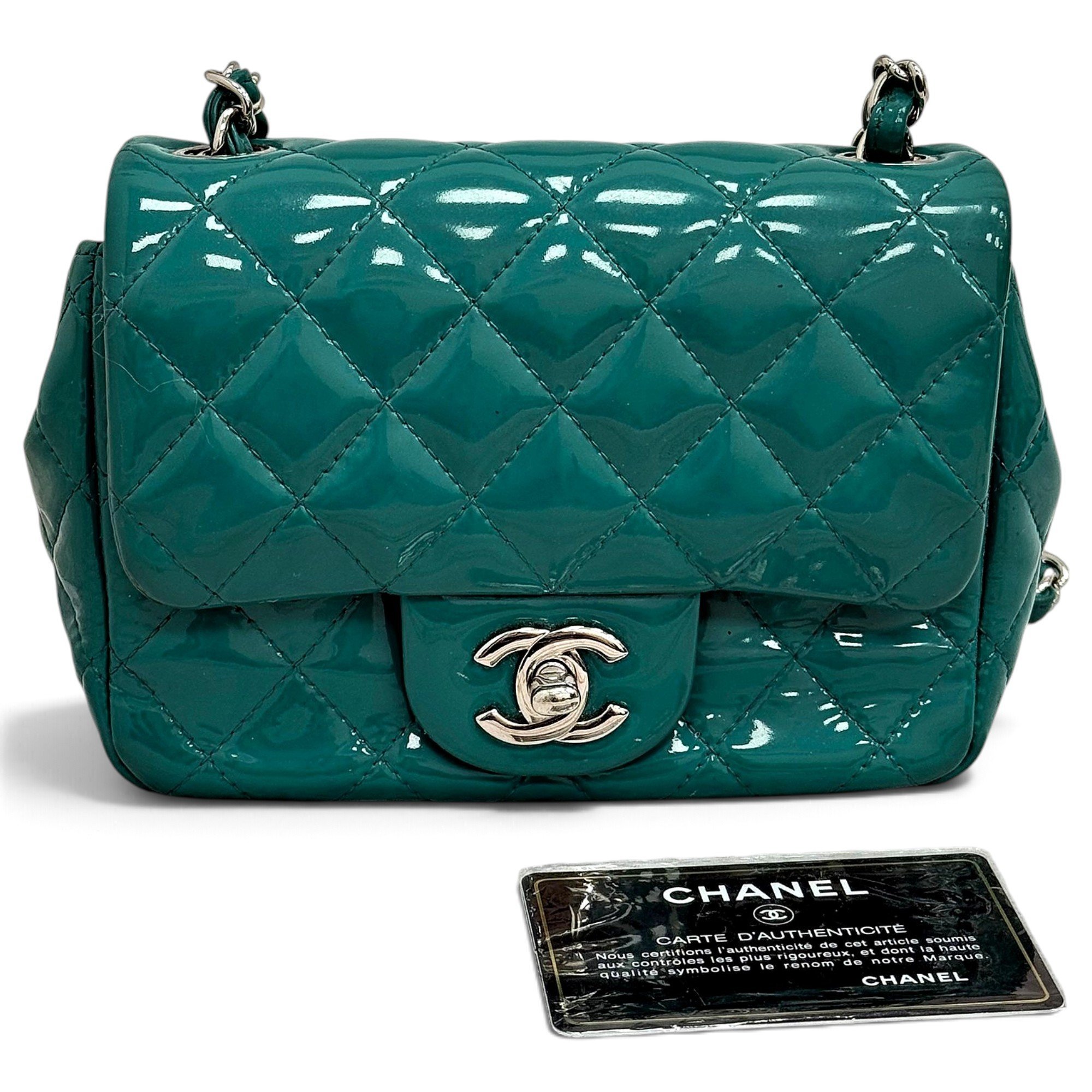 Timeless/Classique patent leather handbag