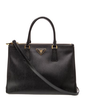 Saffiano Leather Galleria Double Zip Large