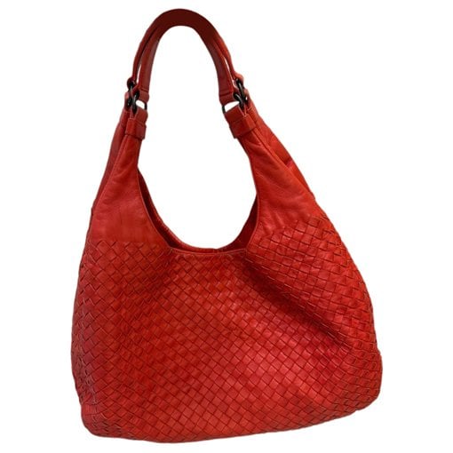 Veneta leather handbag