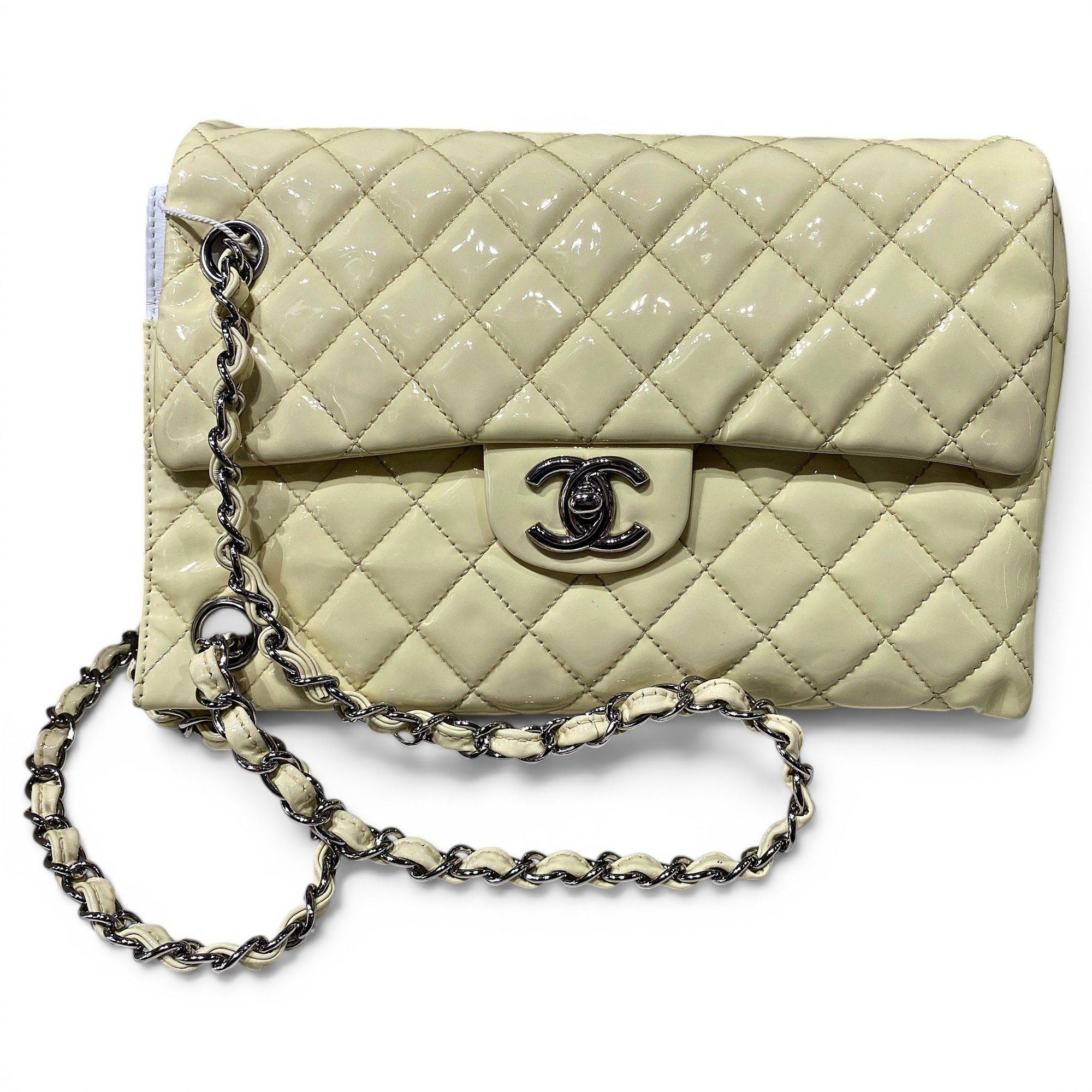 Timeless/Classique patent leather handbag