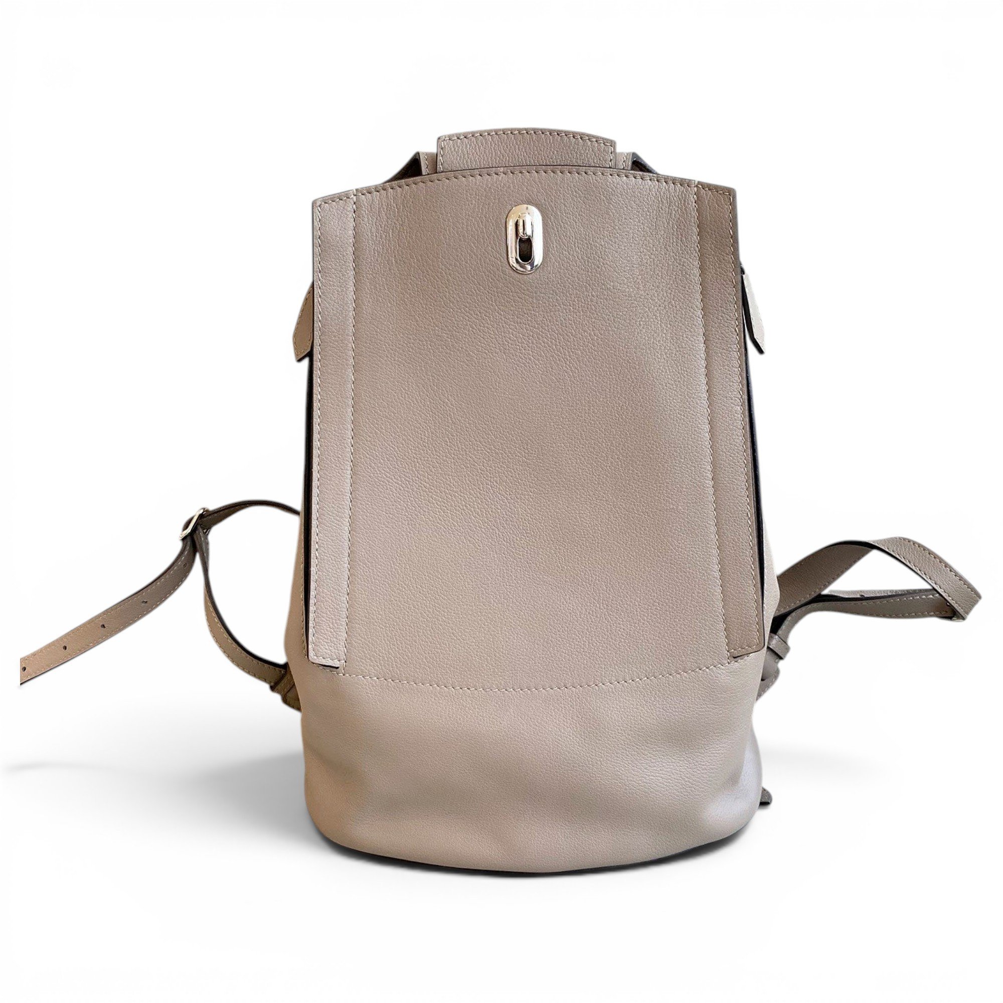 GR24 leather backpack