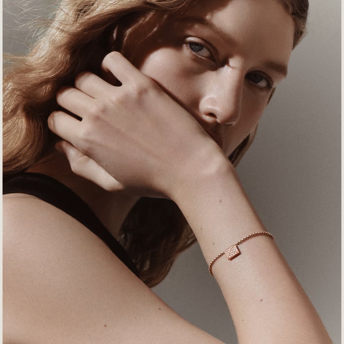Sans Coloris Hermès Clou d'H Bracelet, Medium Model
