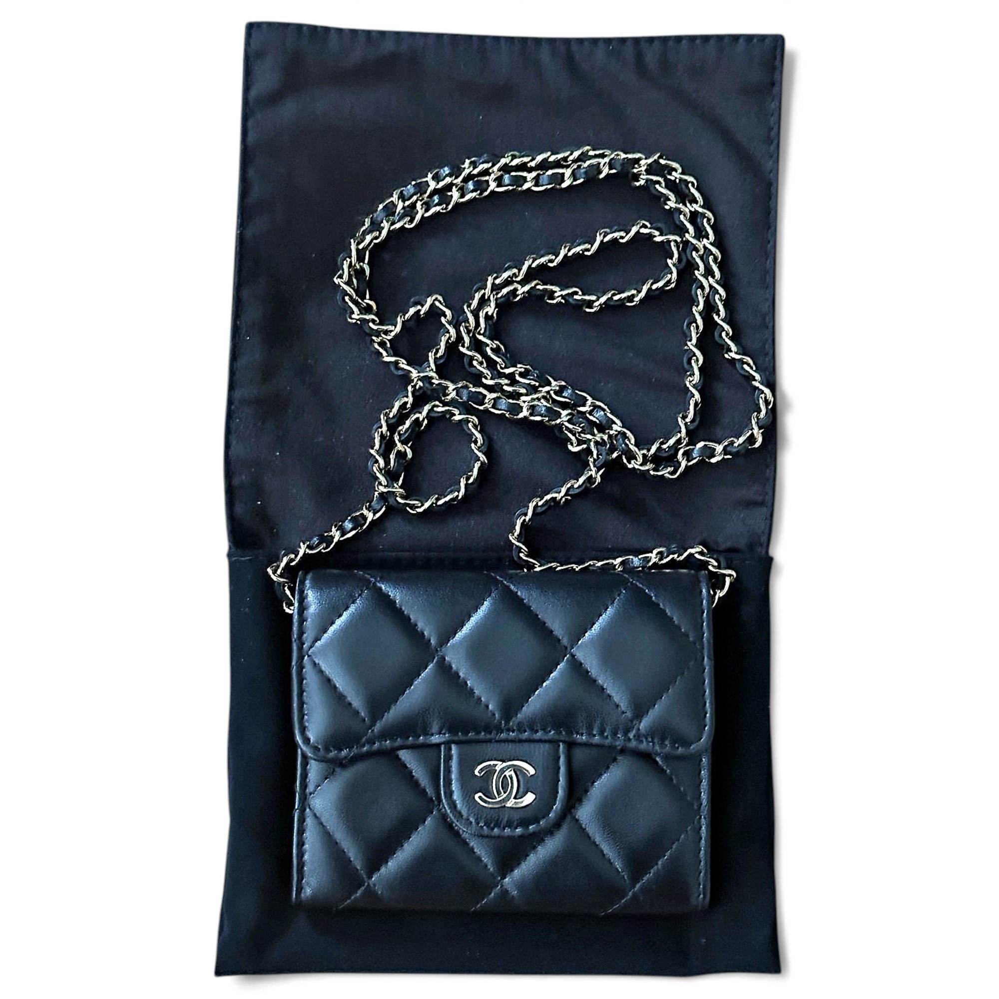 Wallet On Chain Timeless/Classique leather mini bag