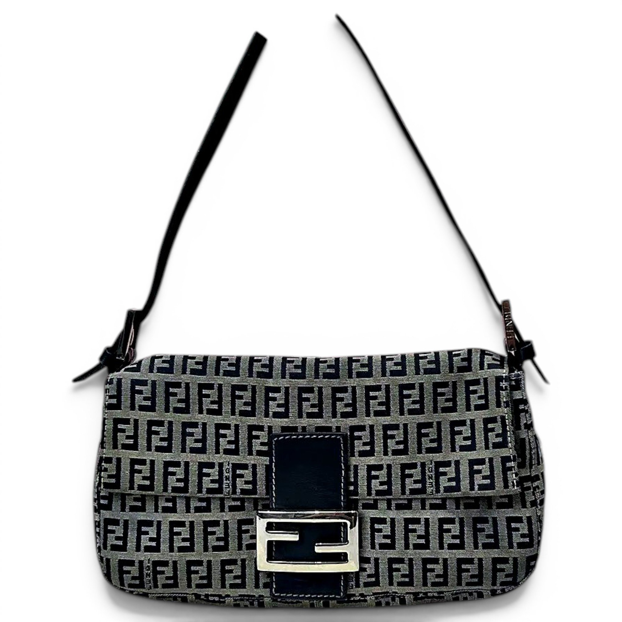 Baguette cloth handbag