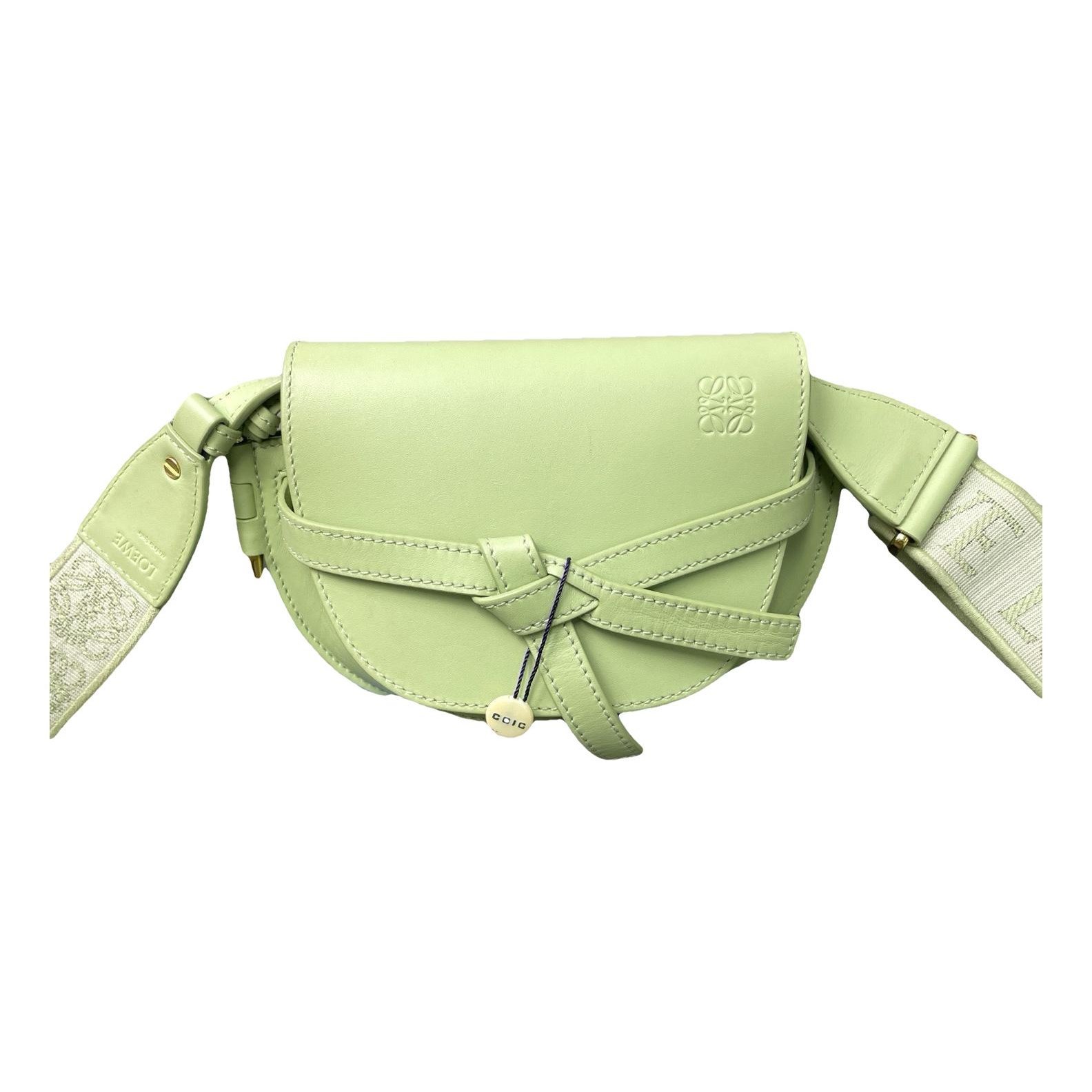 Gate leather handbag