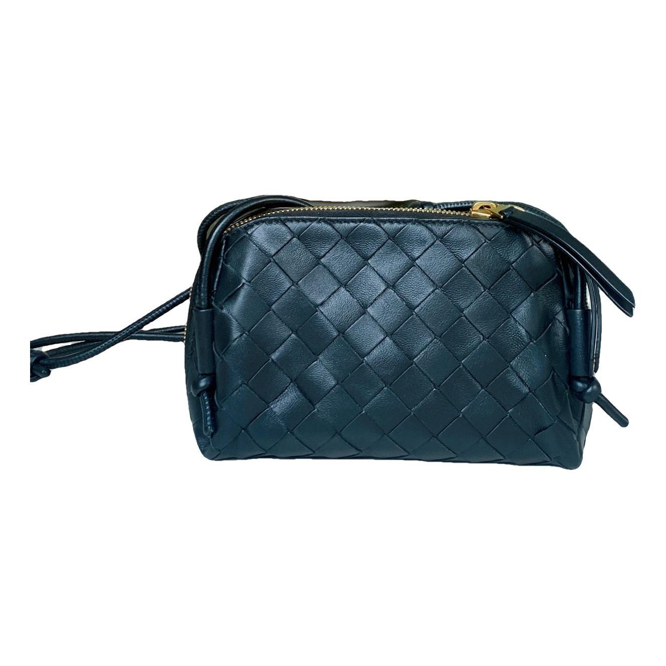 Loop leather handbag