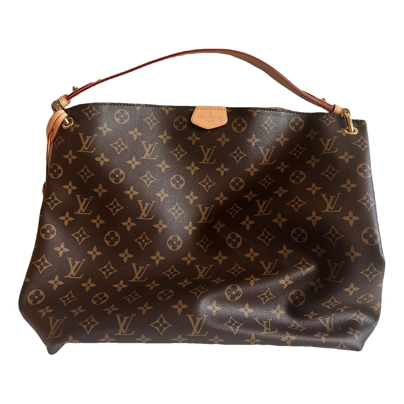 Graceful handbag