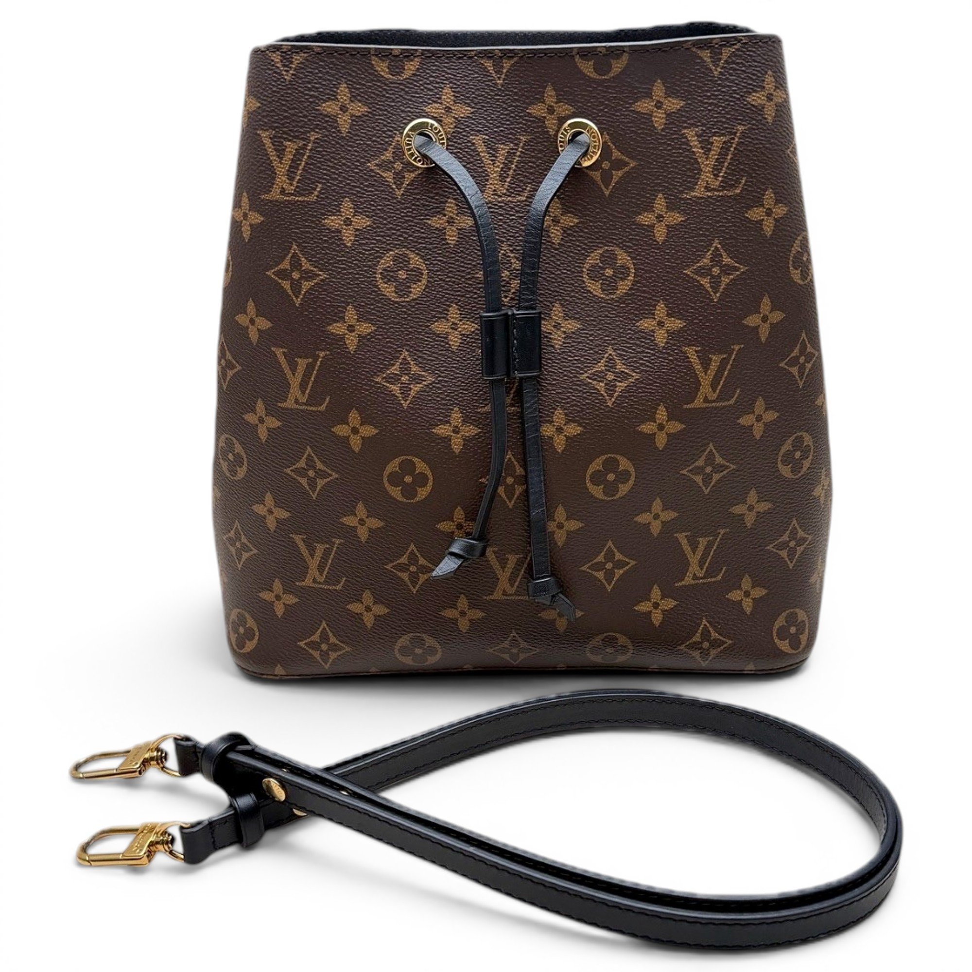 NéoNoé leather handbag