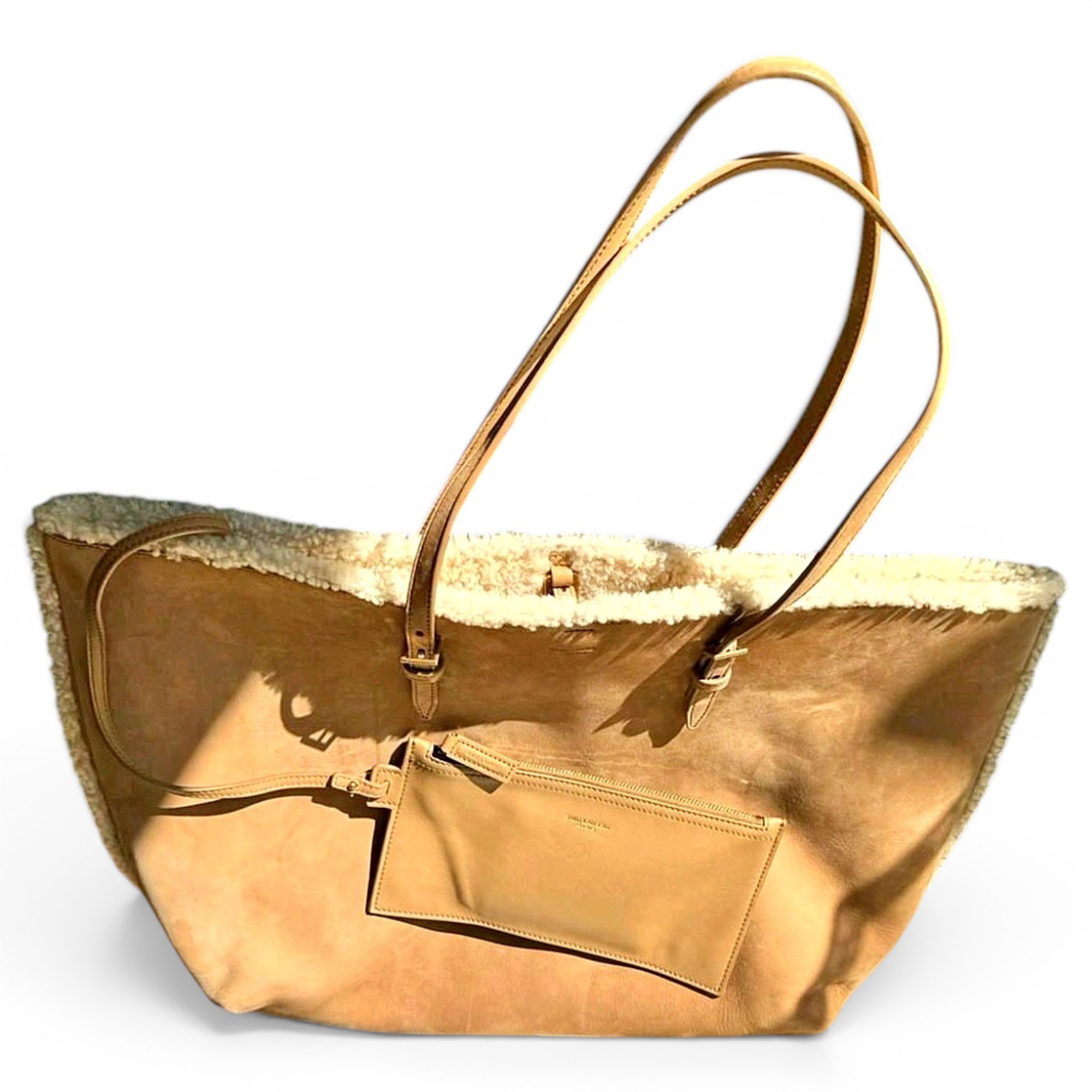 Leather tote