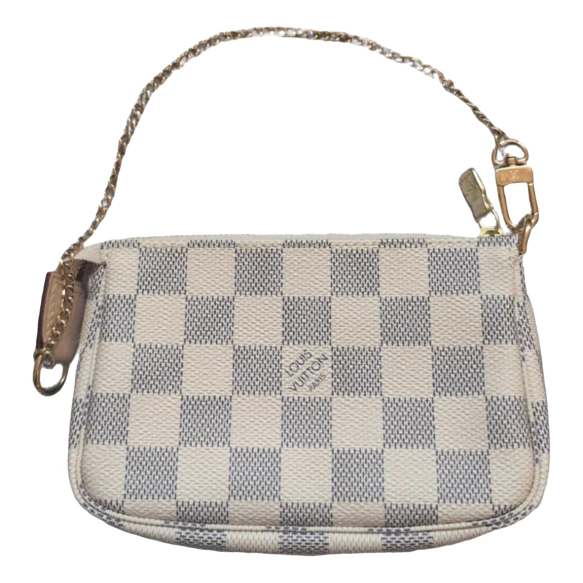 Pochette Accessoire leather handbag