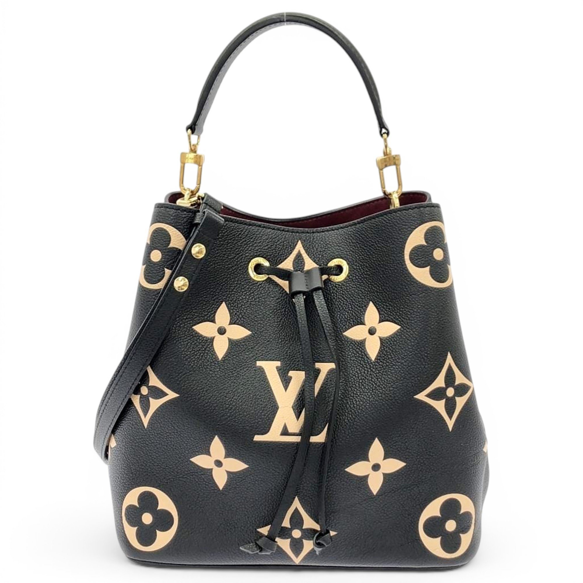 Noé leather bag
