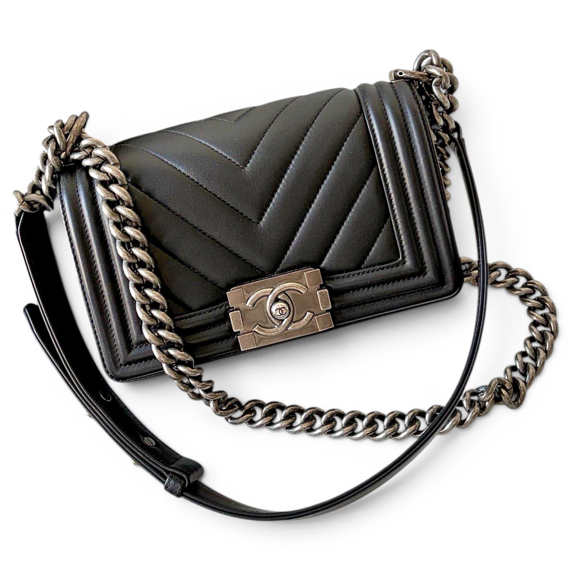 Chanel Boy leather handbag