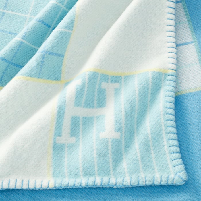 Vert Aqua Avalon Cabriole Blanket
