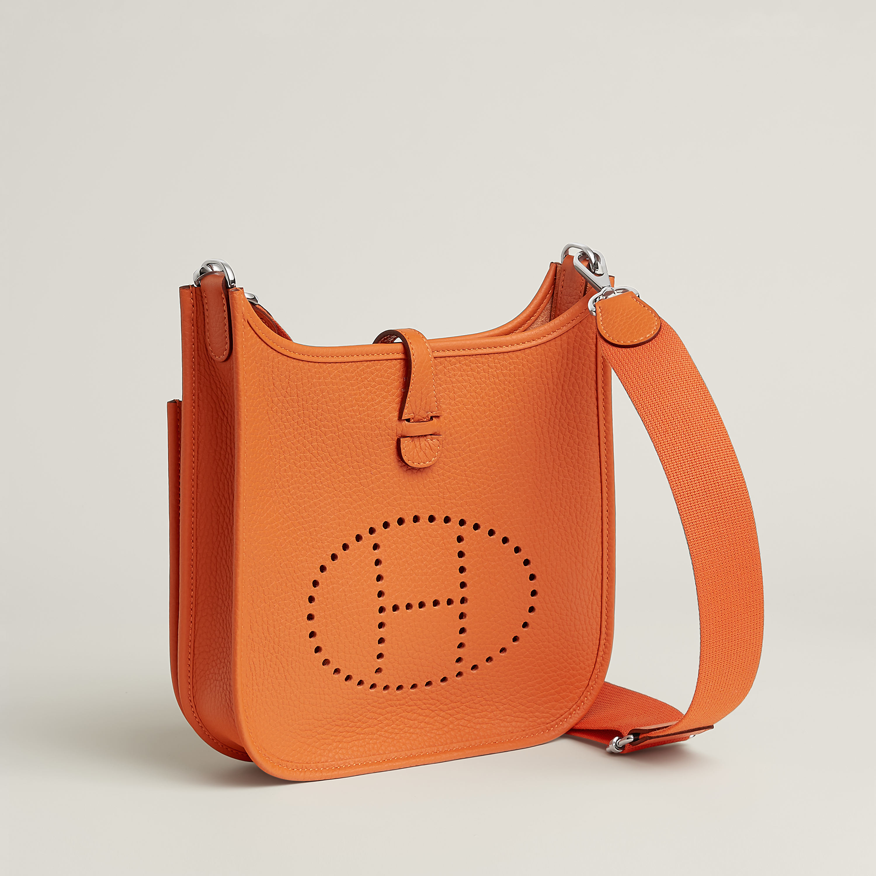 Hermès Evelyne 23 23 cm canvas Orange