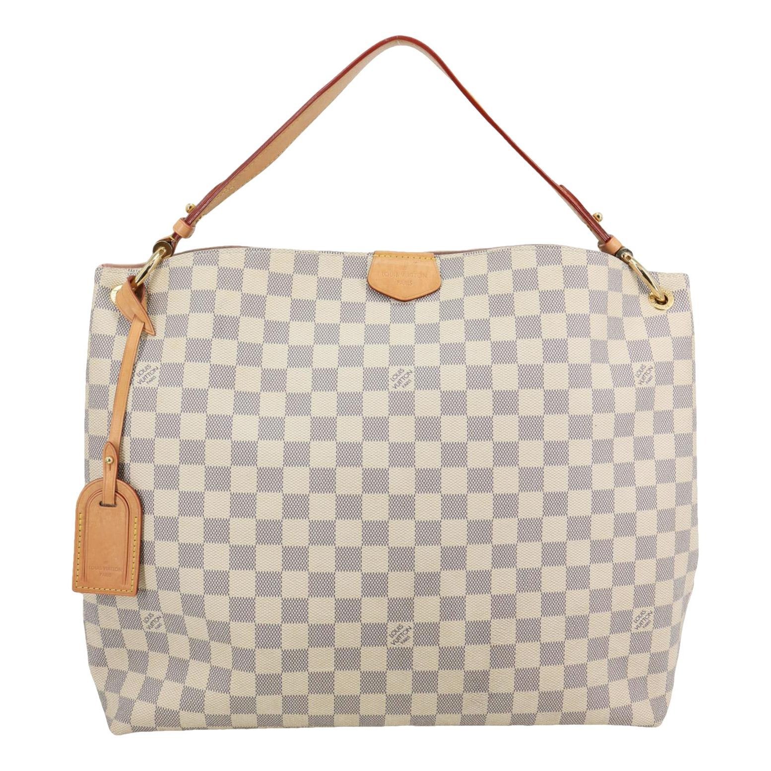 Graceful cloth handbag