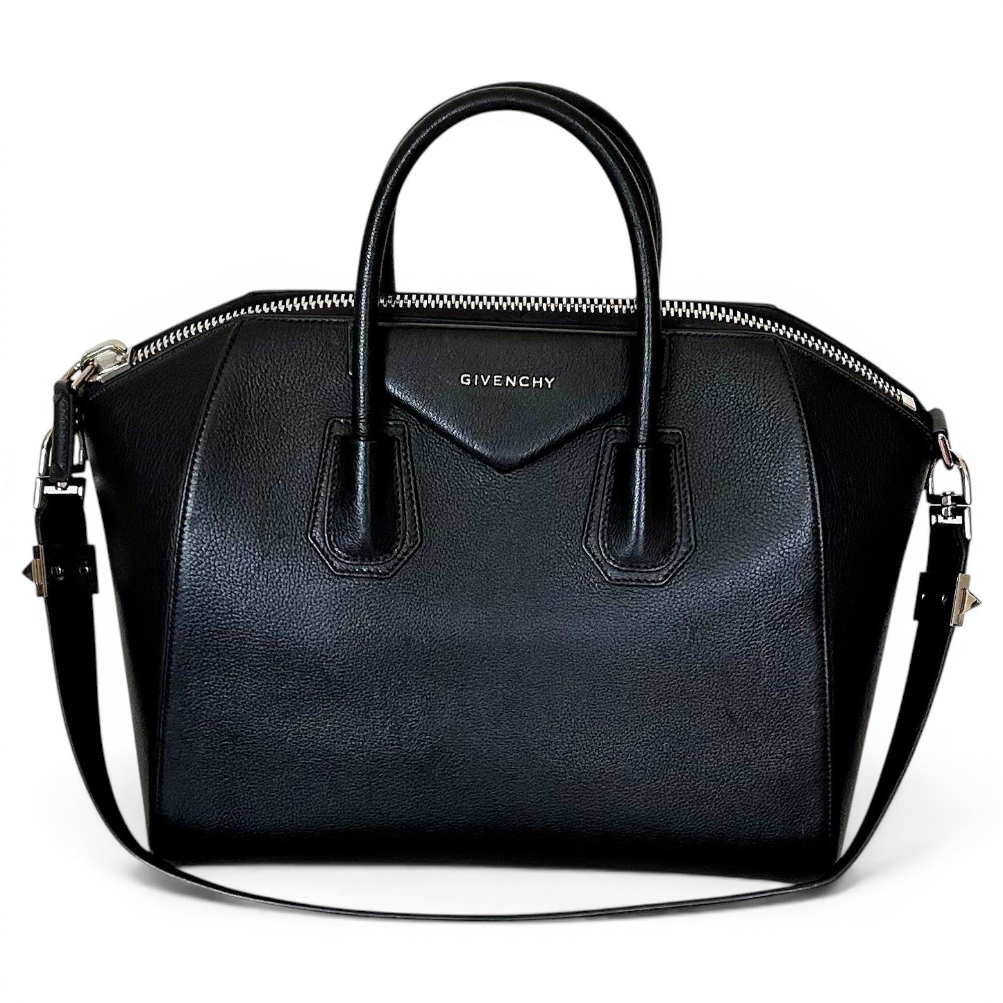 Antigona leather handbag