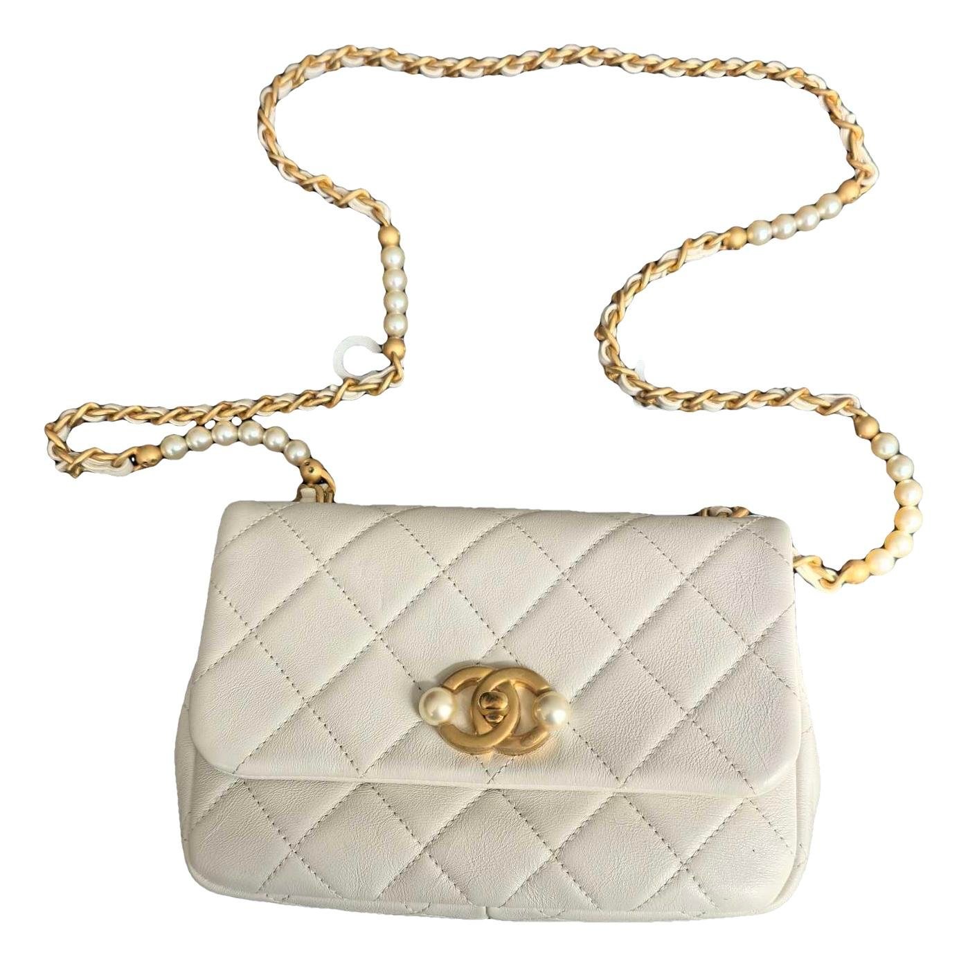 Timeless/Classique leather crossbody bag