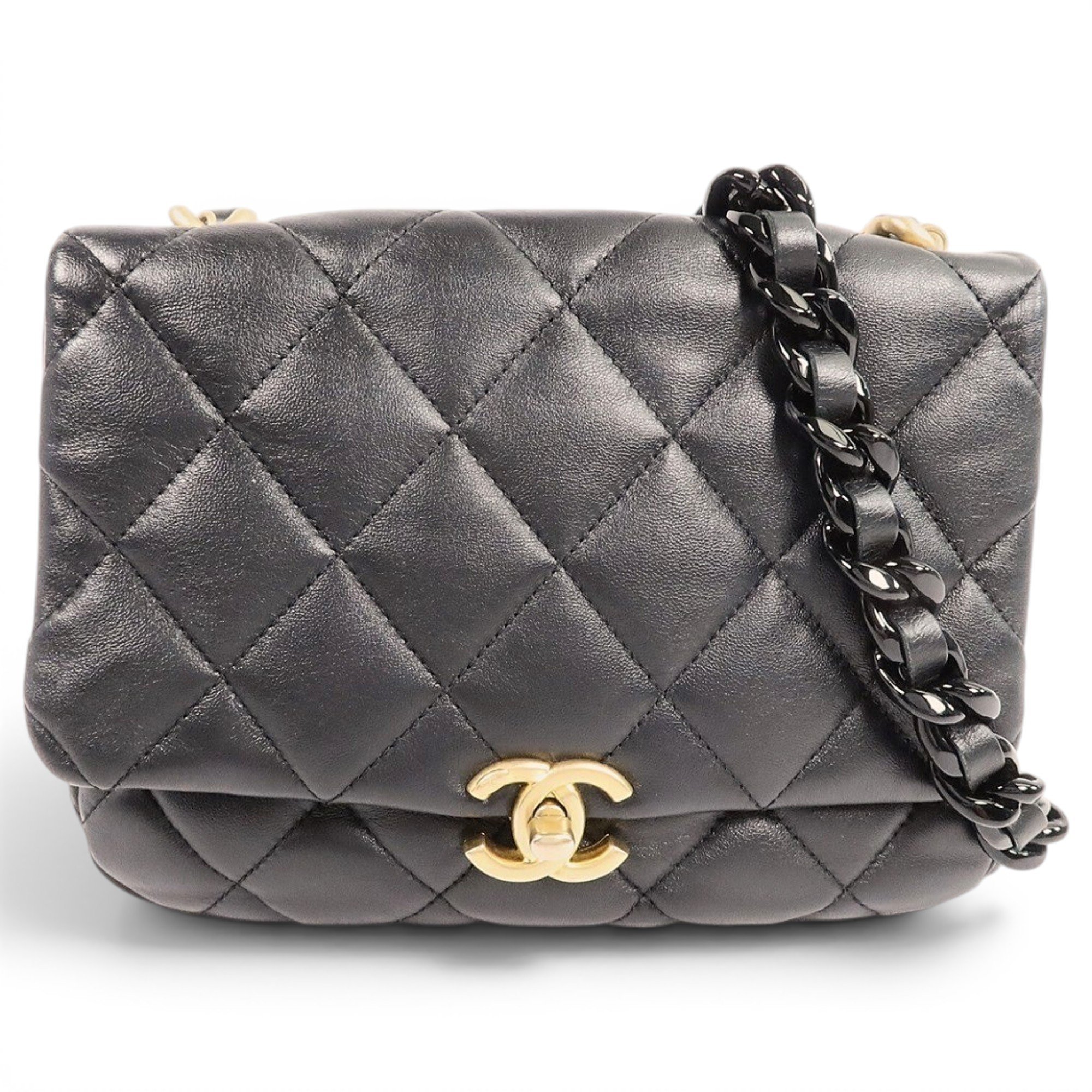 Wallet On Chain Chanel 19 leather crossbody bag