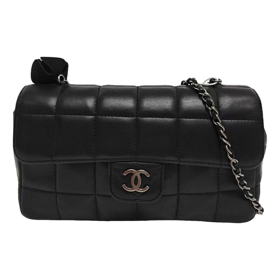 Timeless/Classique leather crossbody bag