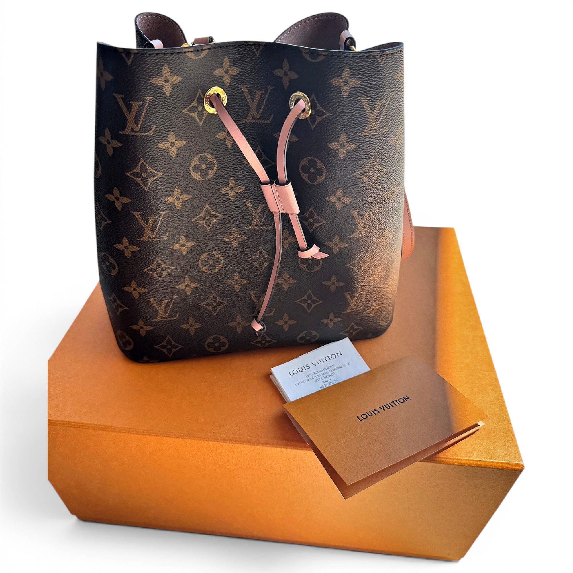 NéoNoé leather handbag