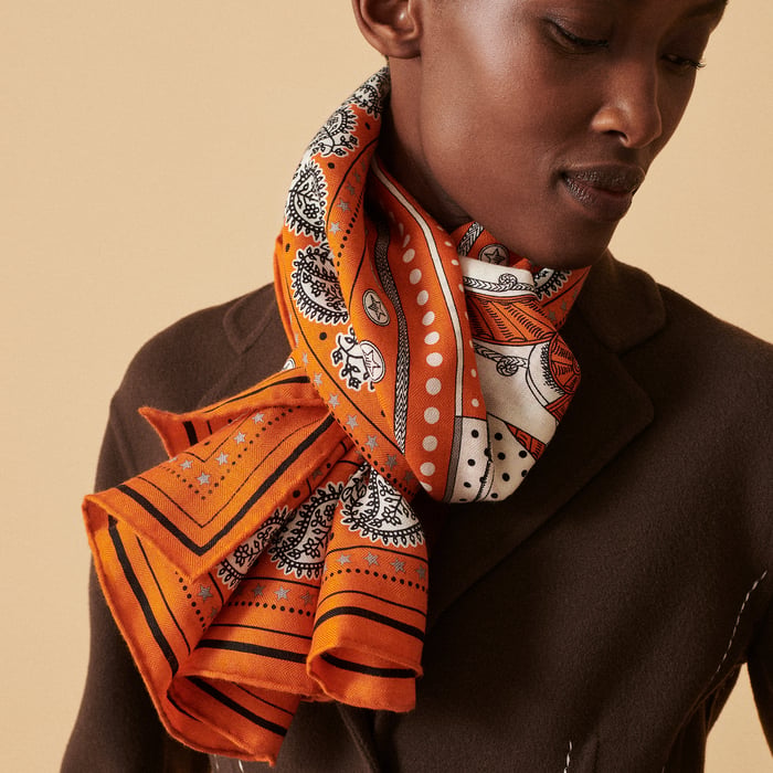 【美品】  HERMES / エルメス | Zouaves et Dragons Bandana ズアヴとドラゴン カレジェアン140 ストール | ブラック HERMES（エルメス） カレジェアン カレ140 Zouaves et Dragons Bandana