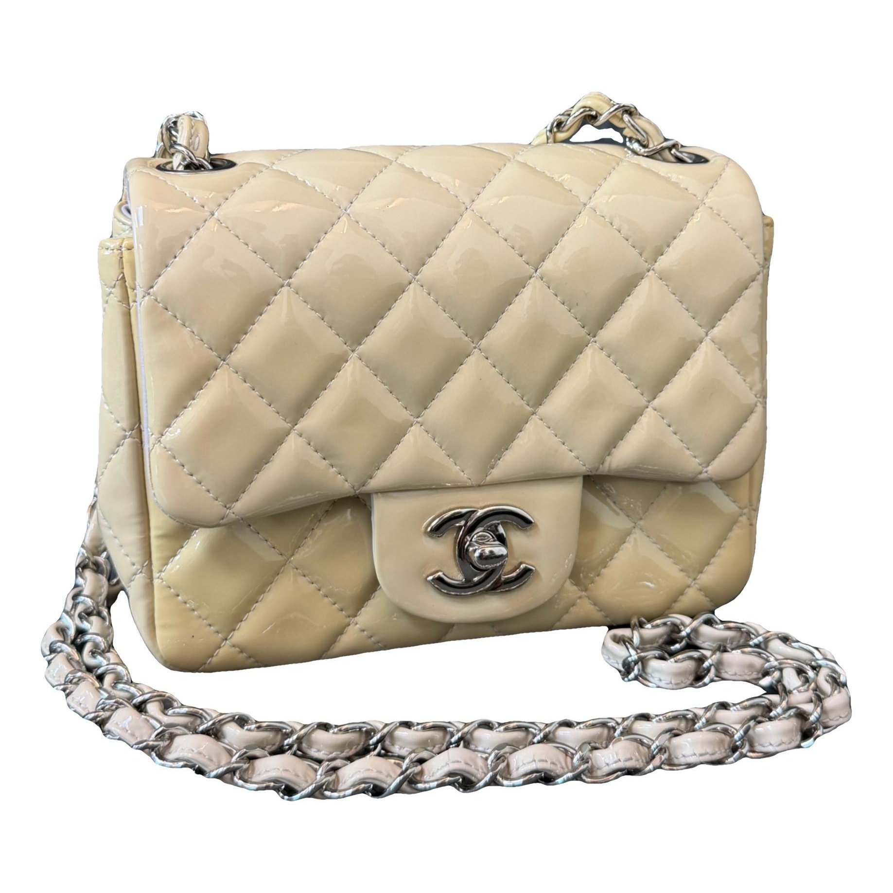 Timeless/Classique patent leather crossbody bag