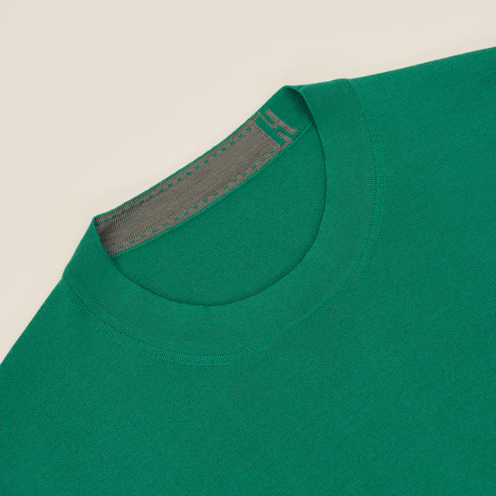 Menthe "Detail H" Crewneck Sweater