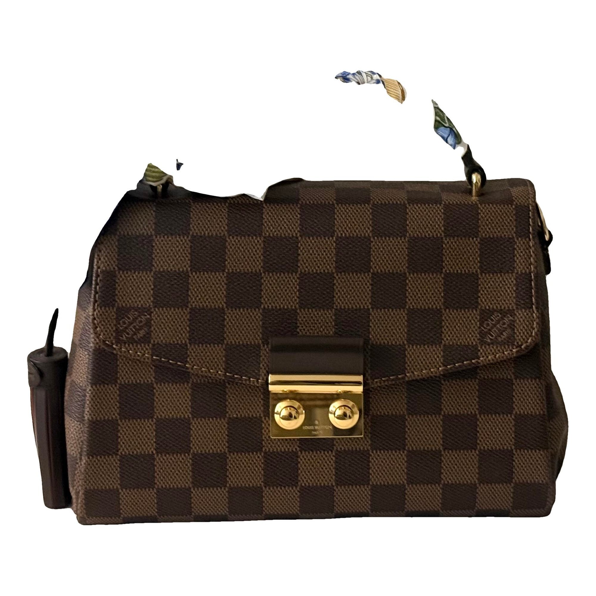 Croisette leather crossbody bag