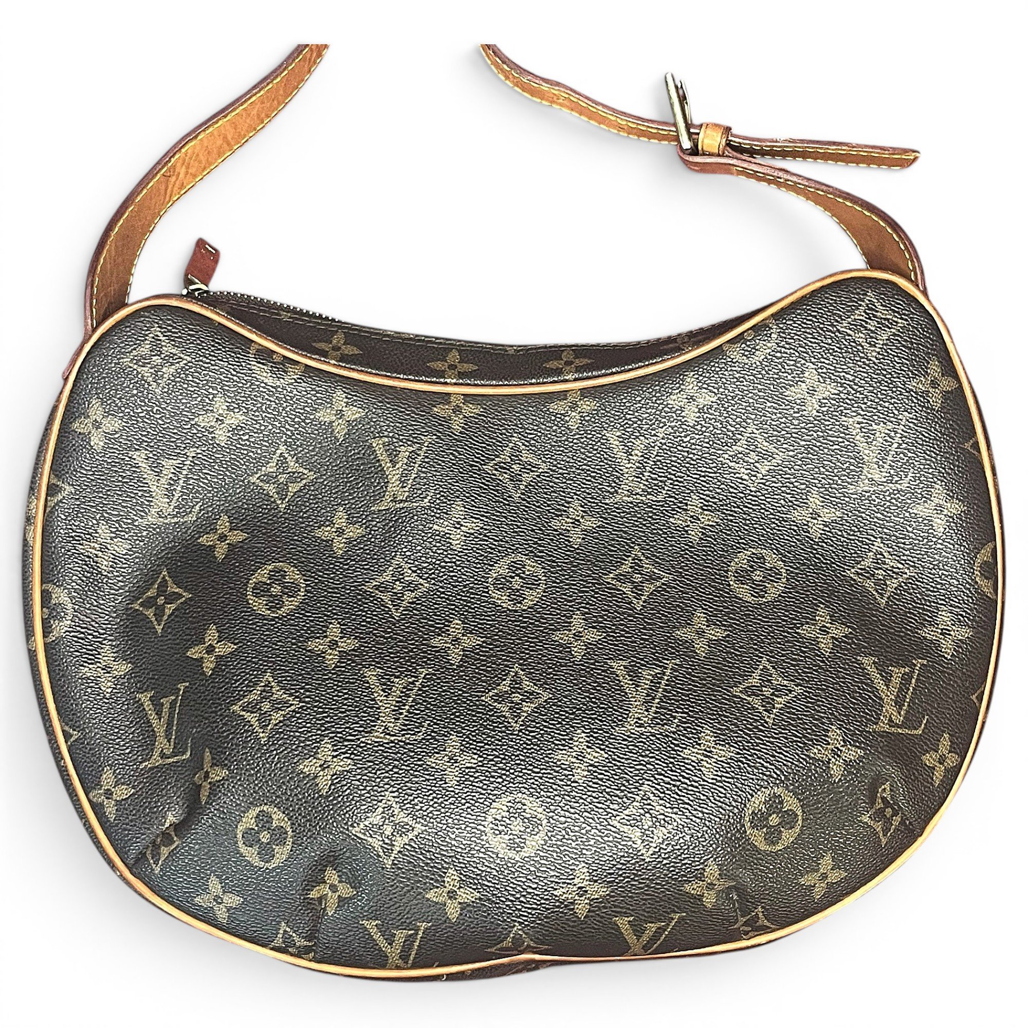 Croissant leather handbag