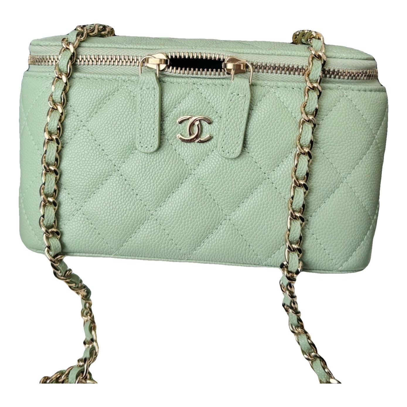 Trendy CC Vanity leather handbag