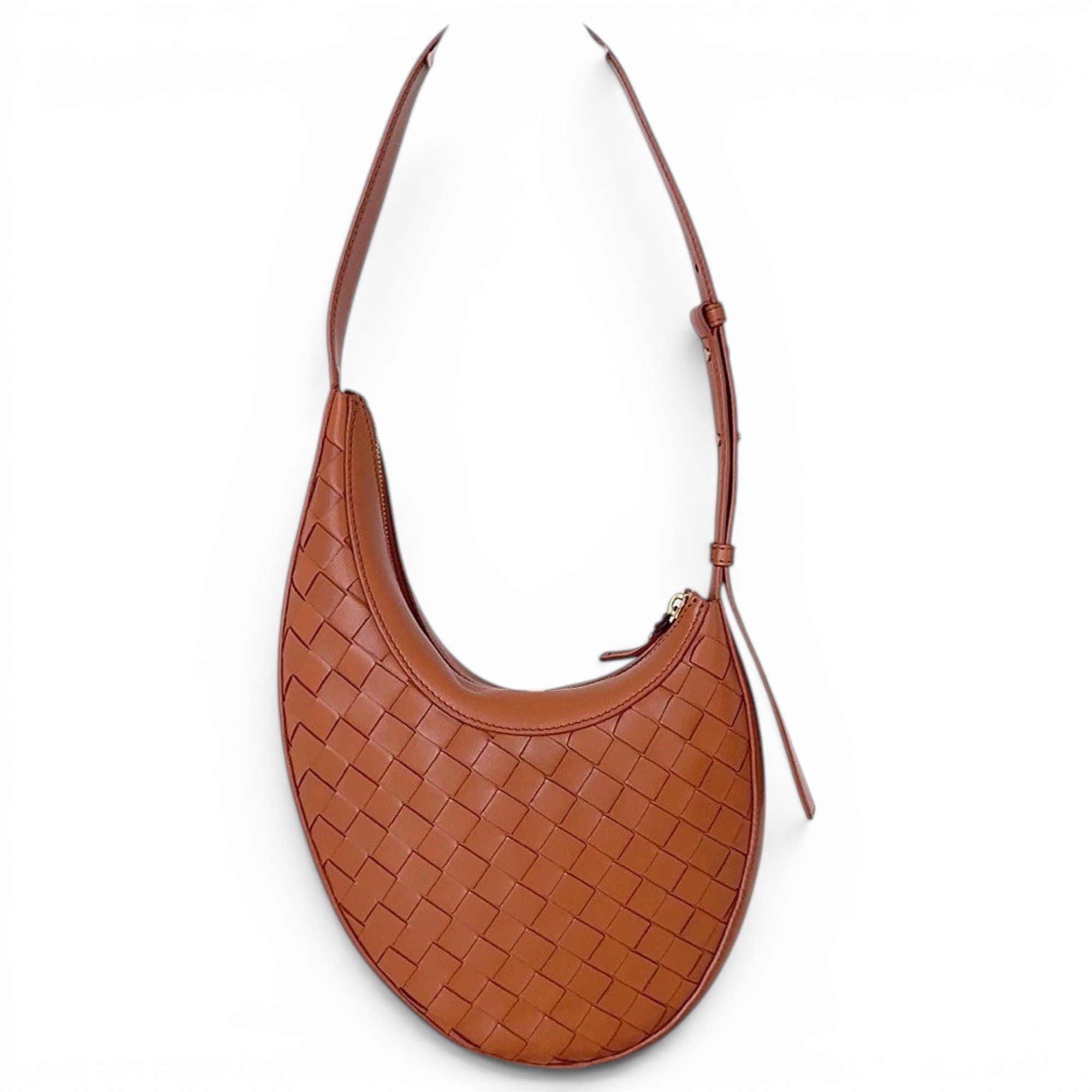 Drop leather handbag