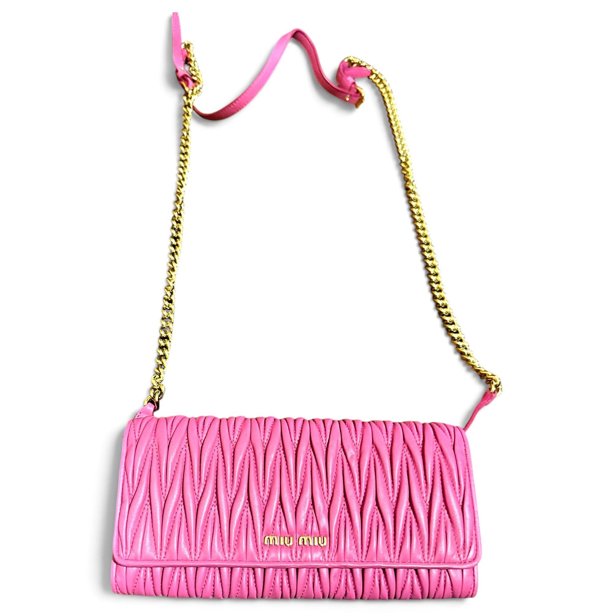 Matelassé leather handbag