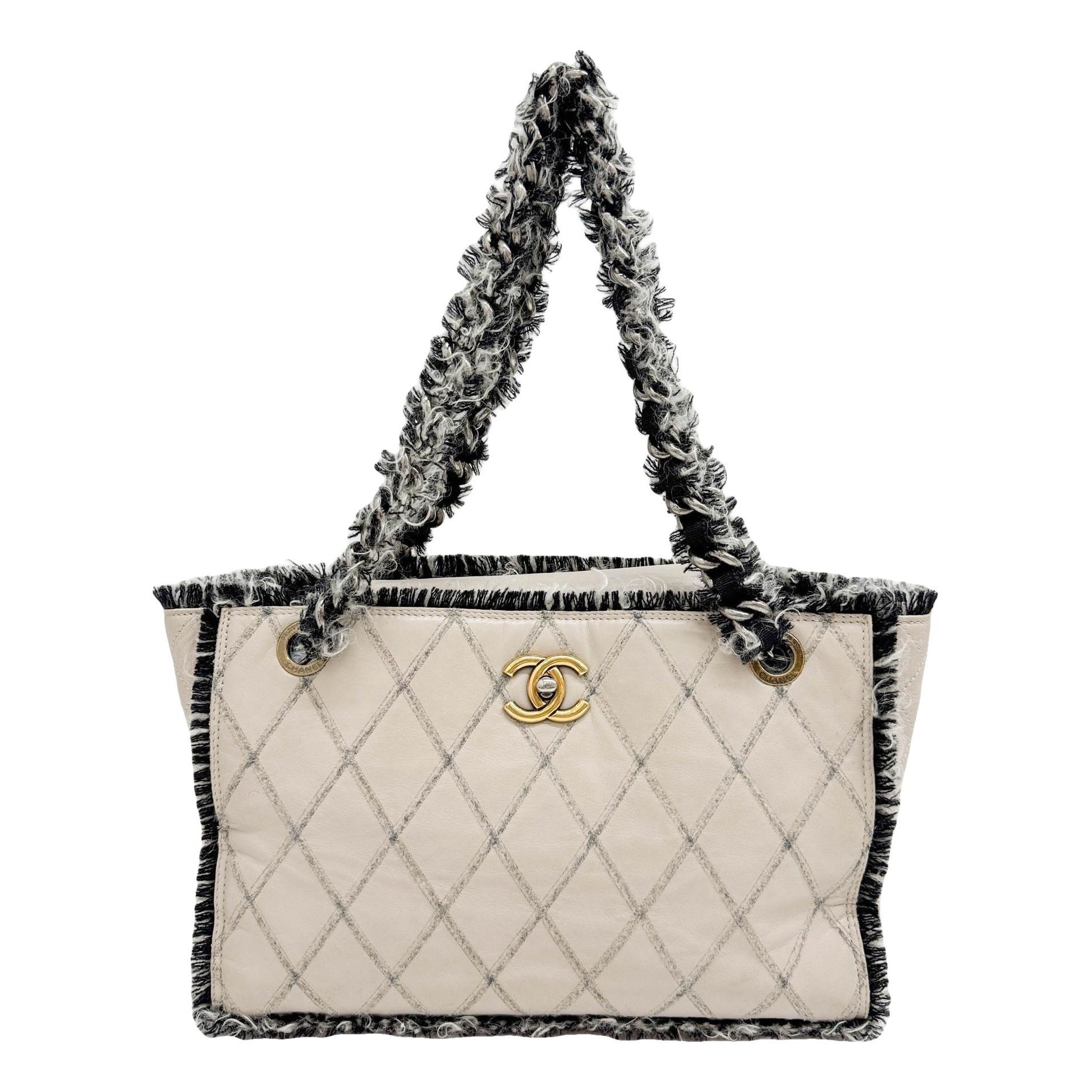 Classic CC Shopping leather tote