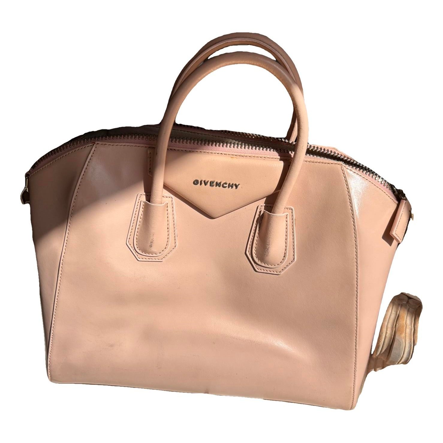 Antigona leather handbag