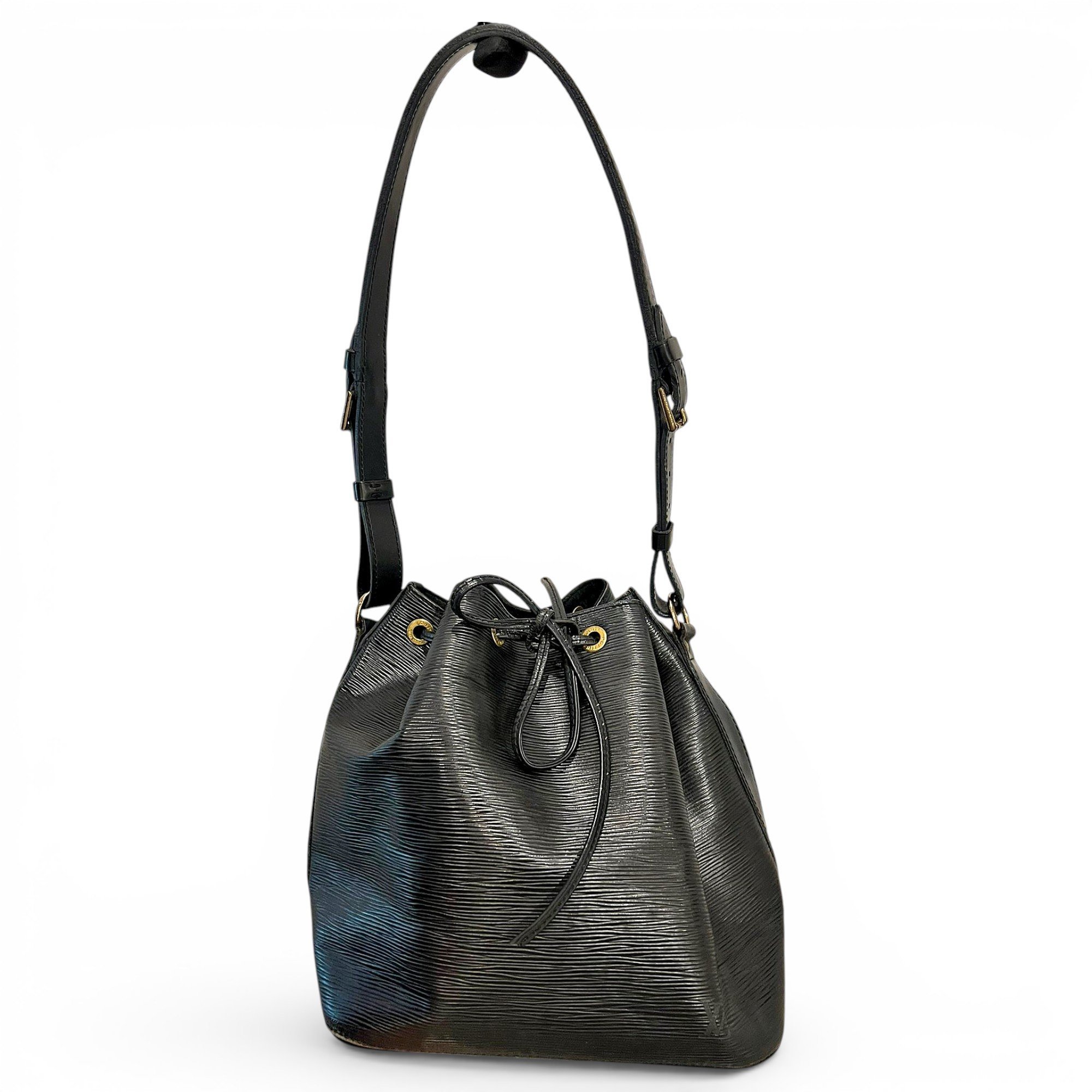 Noé leather handbag