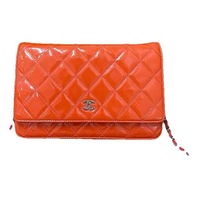 Wallet On Chain Timeless/Classique patent leather crossbody bag