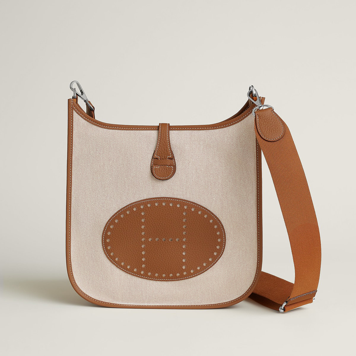 Hermès Evelyne 29 (PM) in 에크류