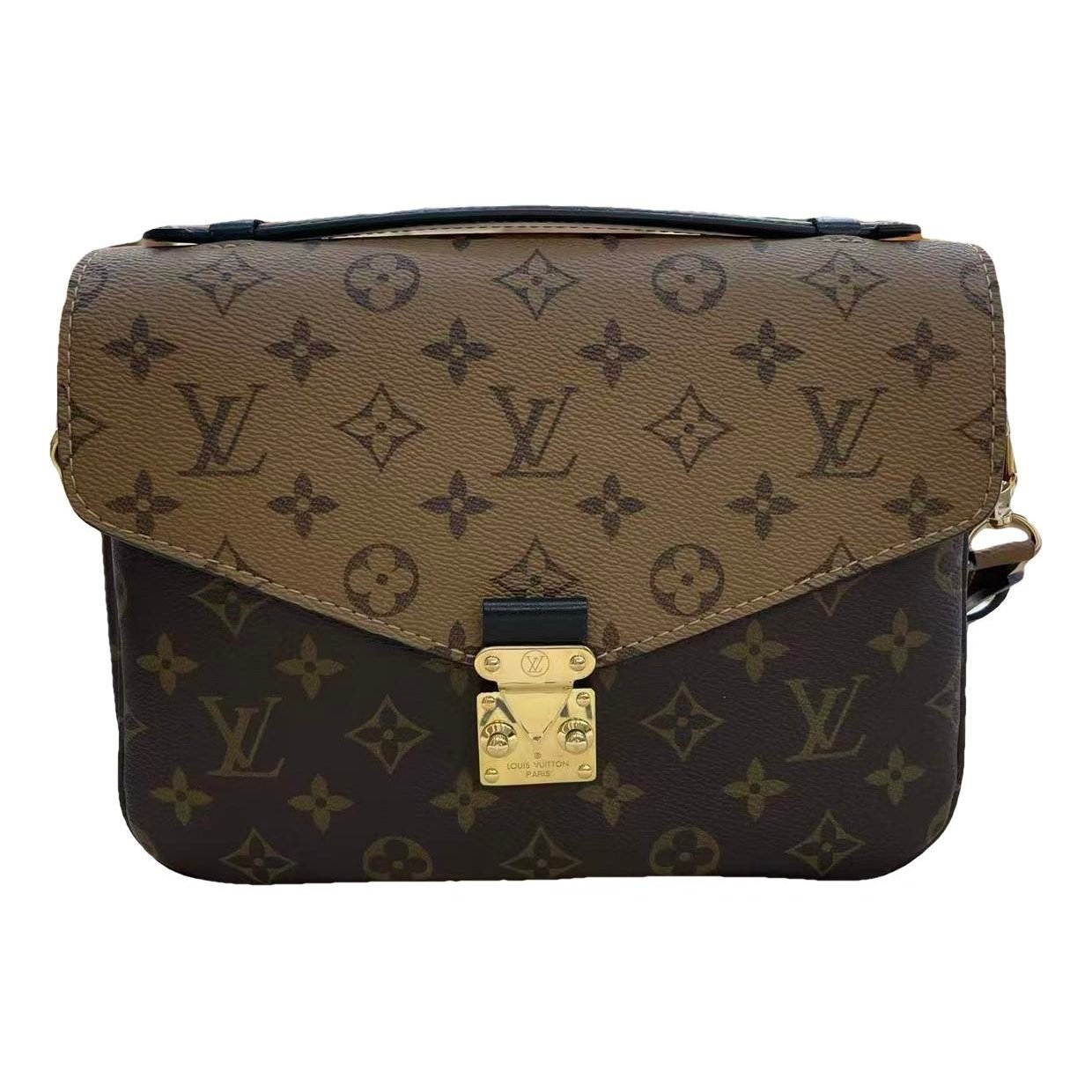 Metis leather handbag
