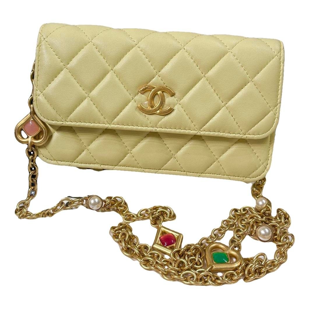 Wallet On Chain Timeless/Classique leather crossbody bag