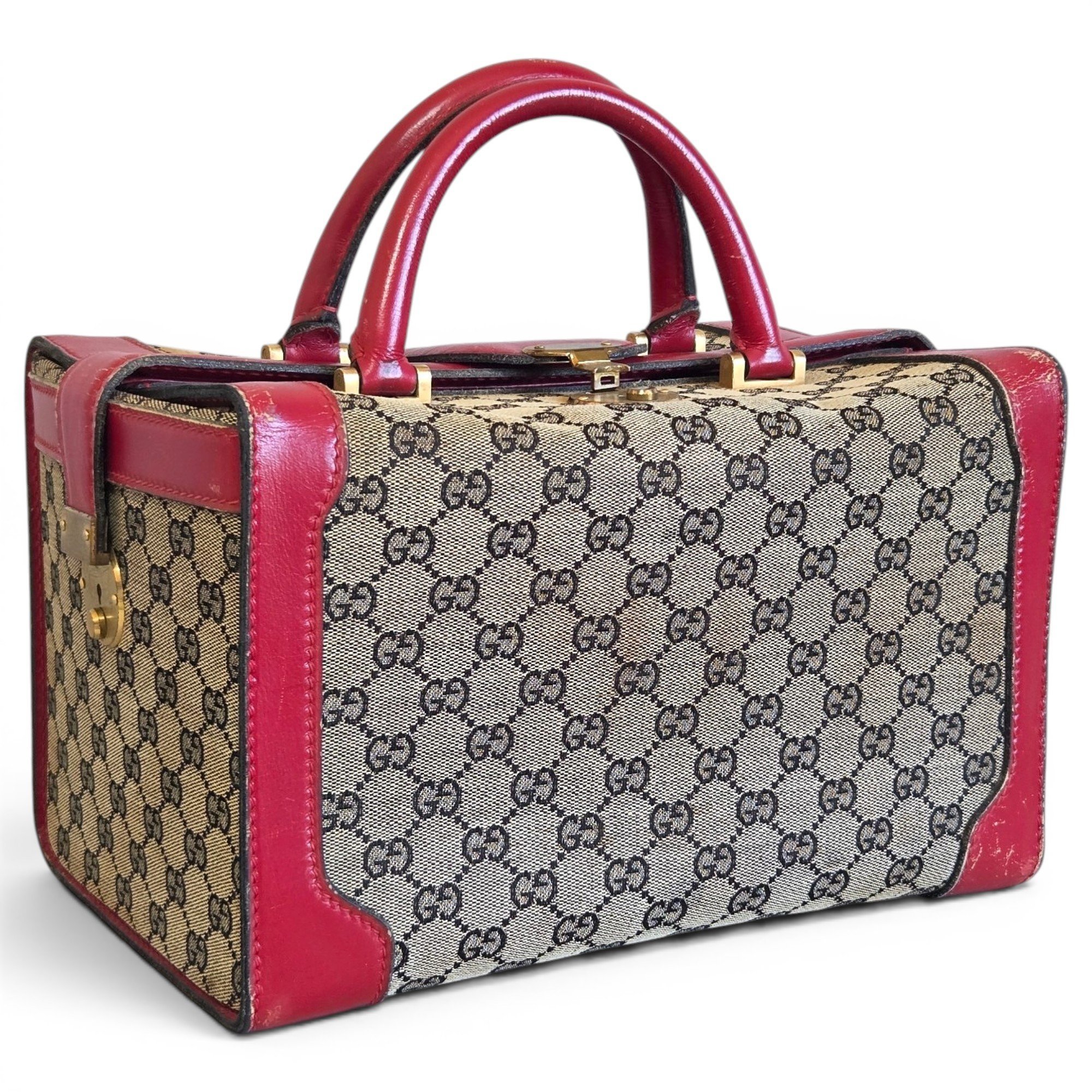 Globe-Trotter leather handbag