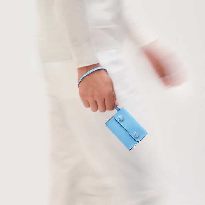 Gold Hermèsnap Card Holder