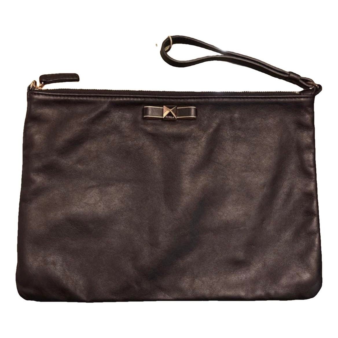 Leather clutch bag