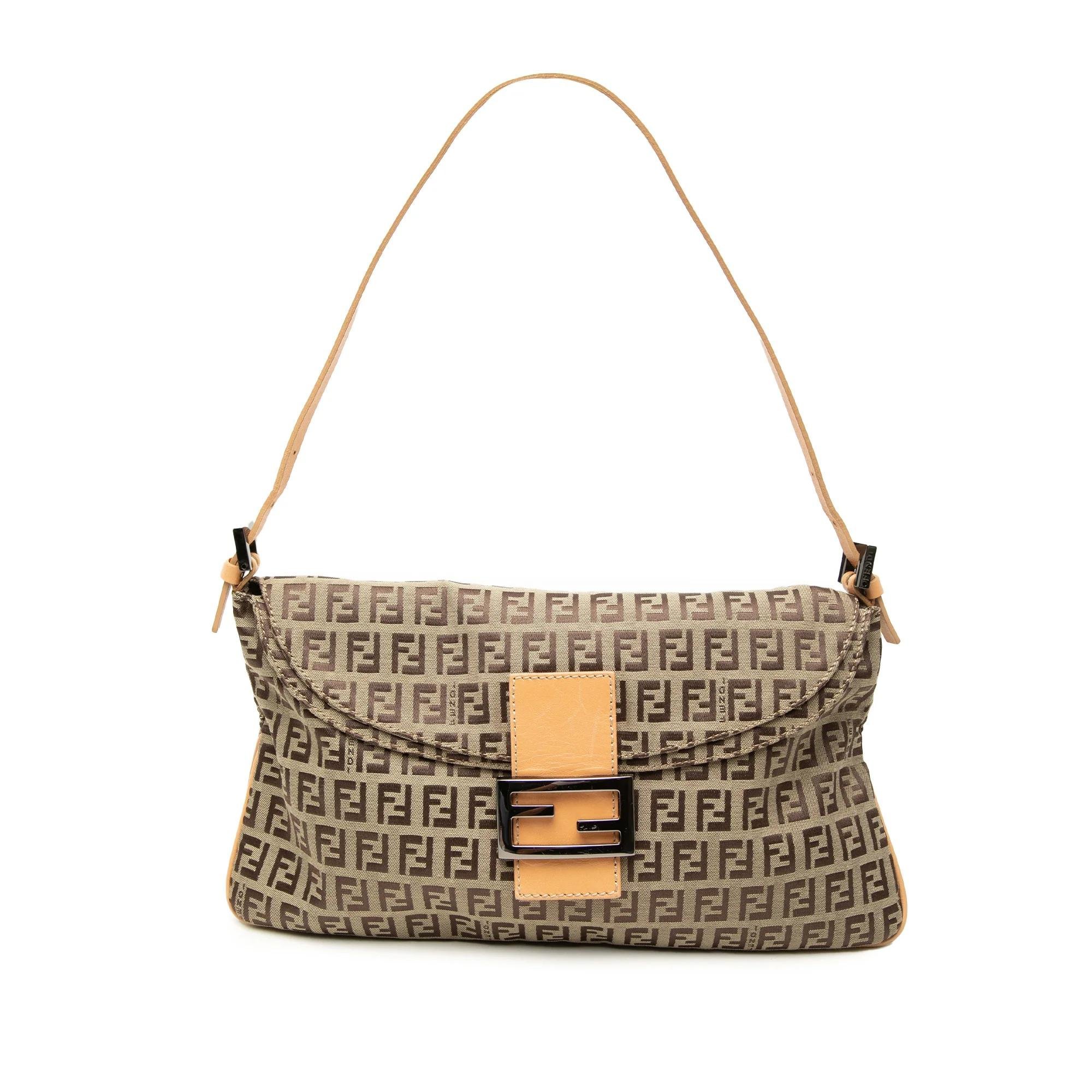 Pocket leather handbag