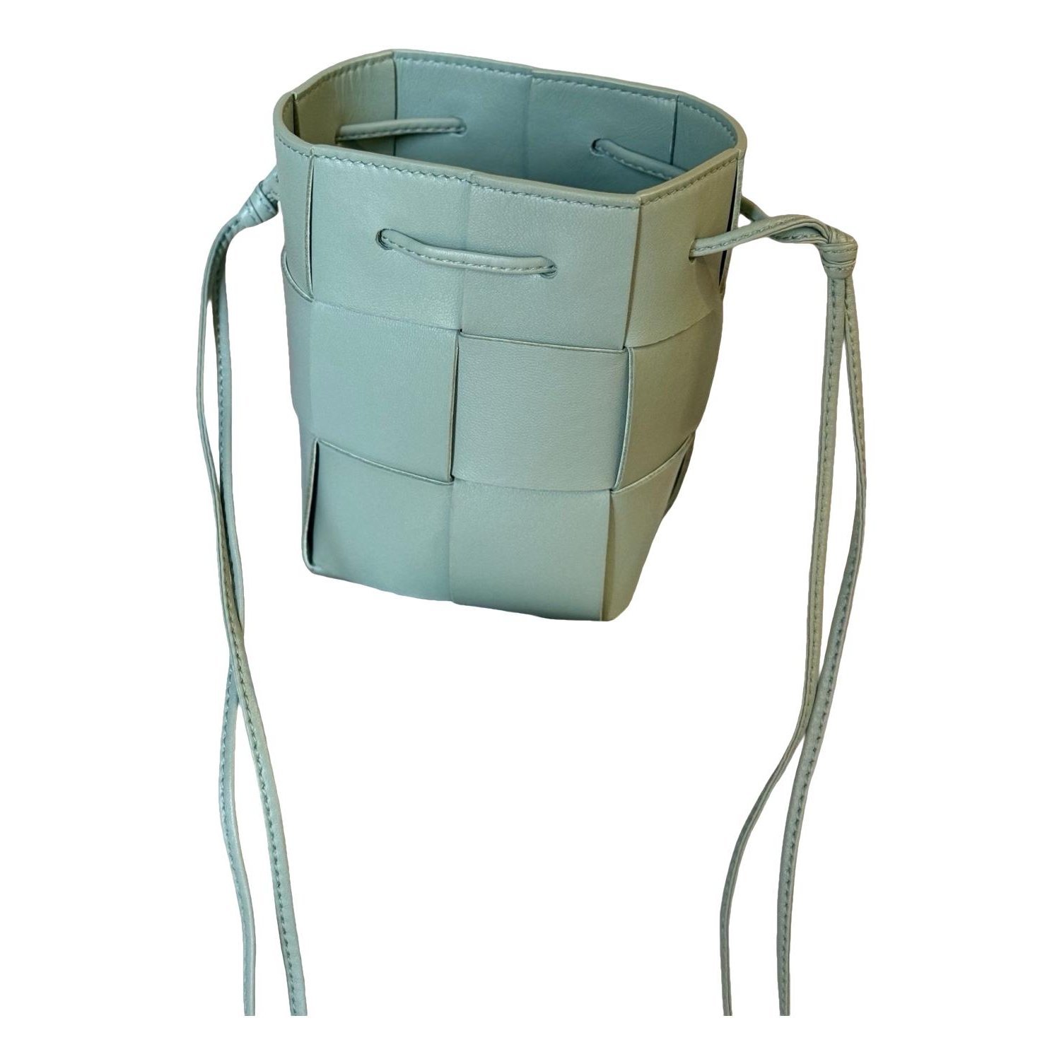 Cassette Bucket leather handbag