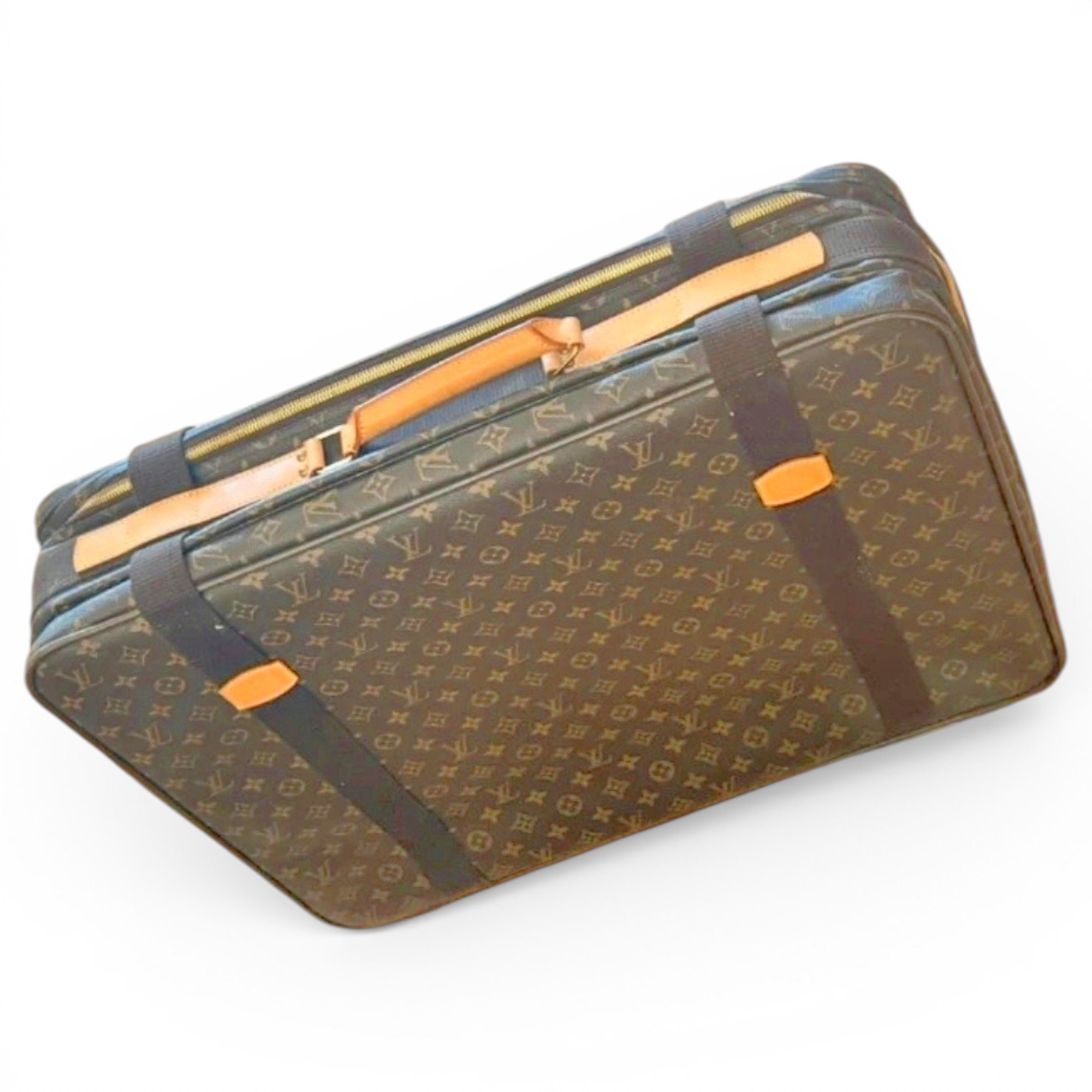 Garment leather travel bag